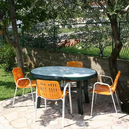 Apartments And Rooms By The Sea Zaostrog, Makarska - 2661 Gasthof Zaostrog